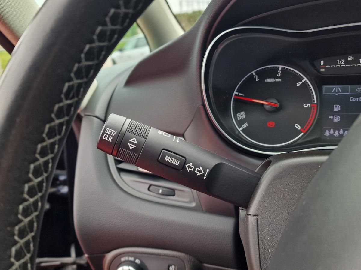 opel-zafira-2018-diesel-1598cc