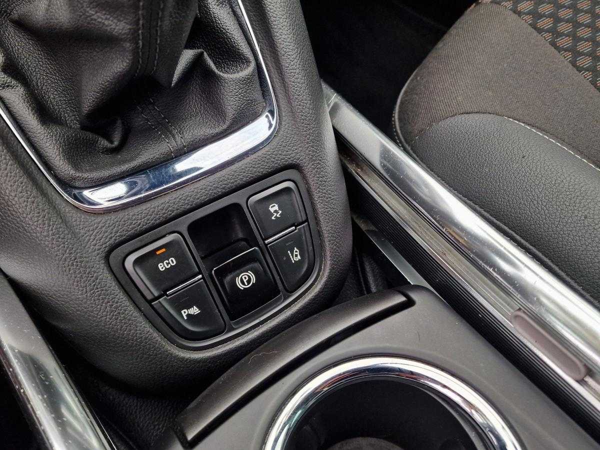 opel-zafira-2018-diesel-1598cc