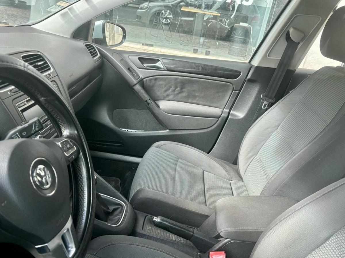volkswagen-golf-1-6-tdi-2011-diesel-1598cc