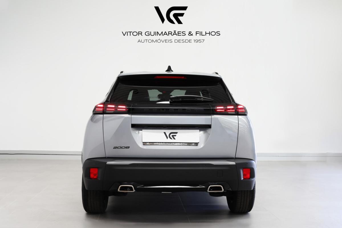 peugeot-2008-2024-gasolina-1199cc