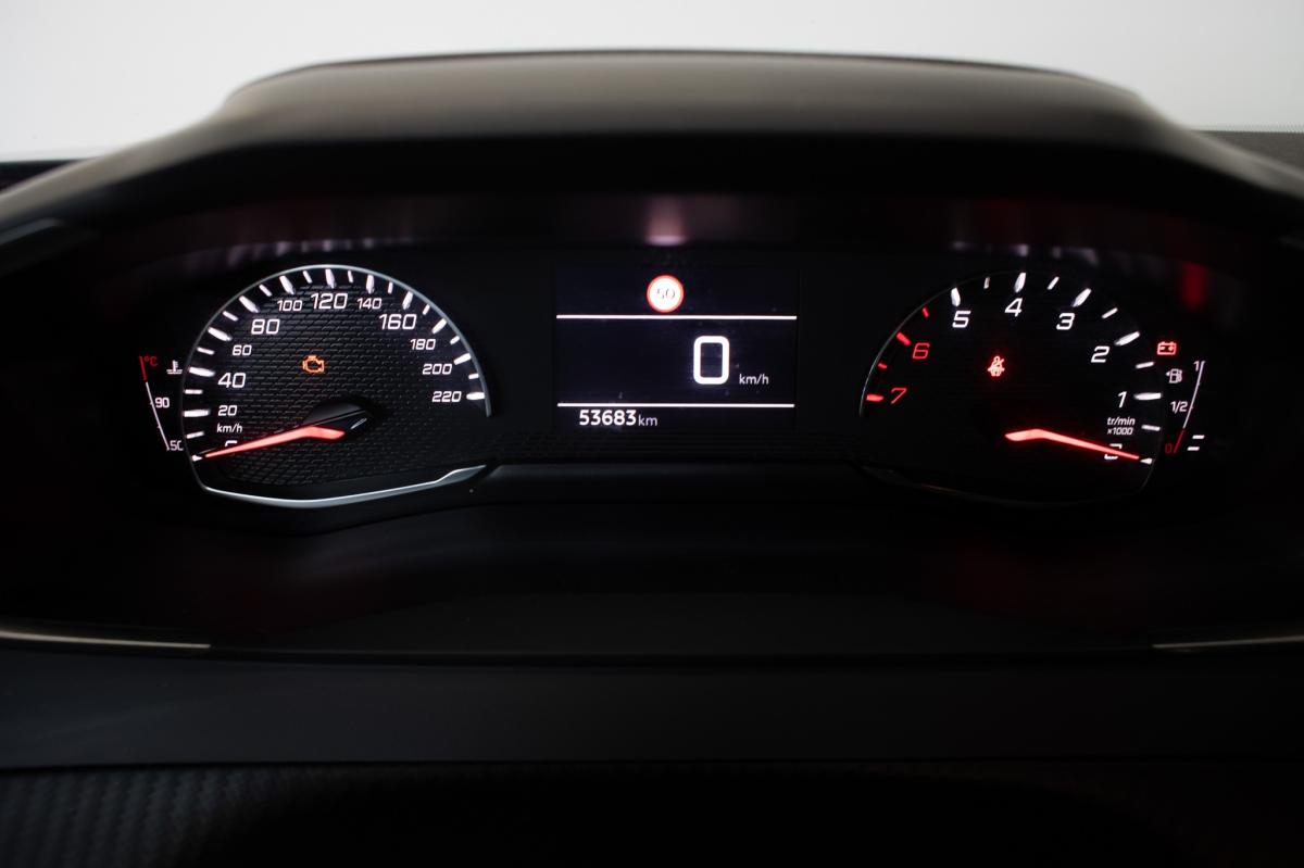 peugeot-2008-2024-gasolina-1199cc