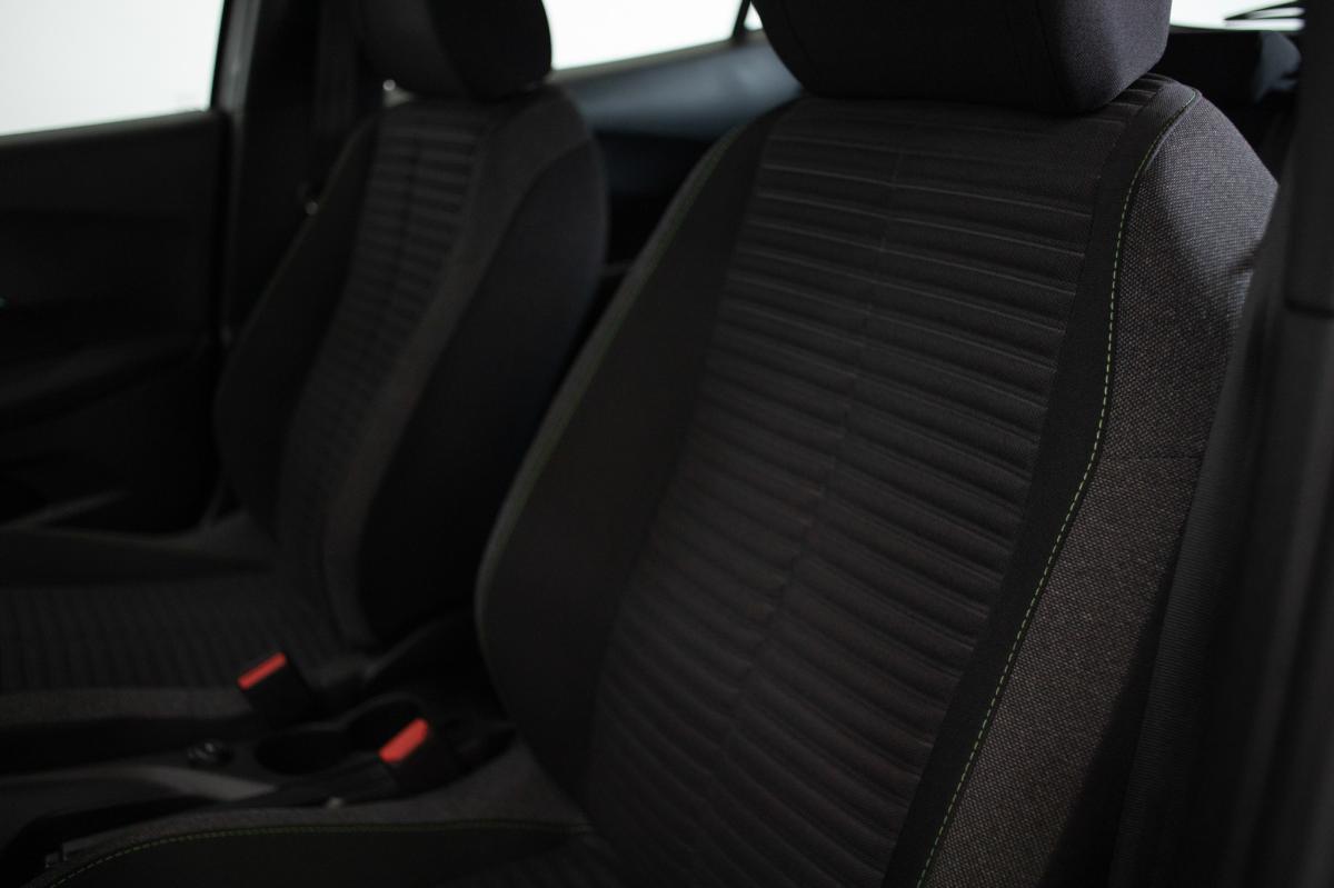peugeot-2008-2024-gasolina-1199cc