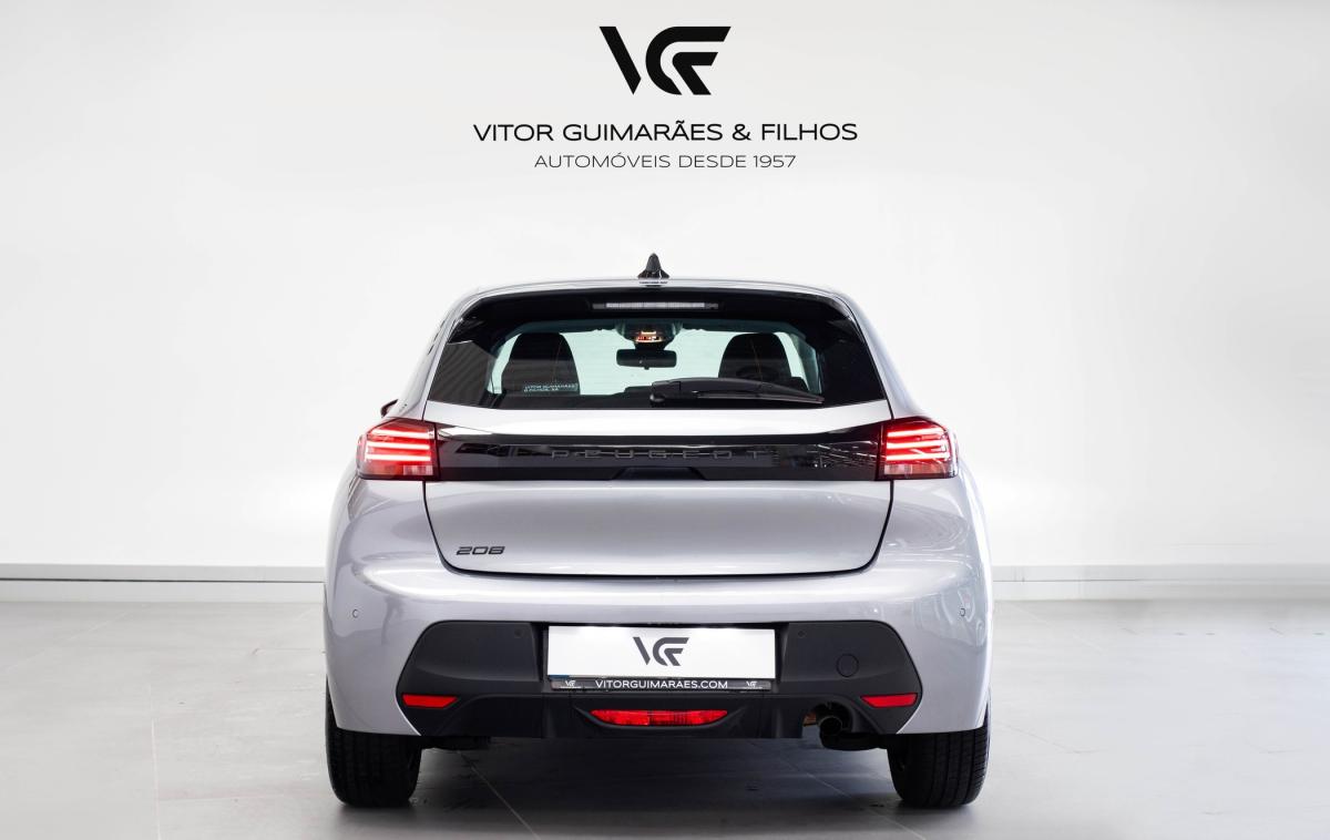 peugeot-208-2024-gasolina-1199cc