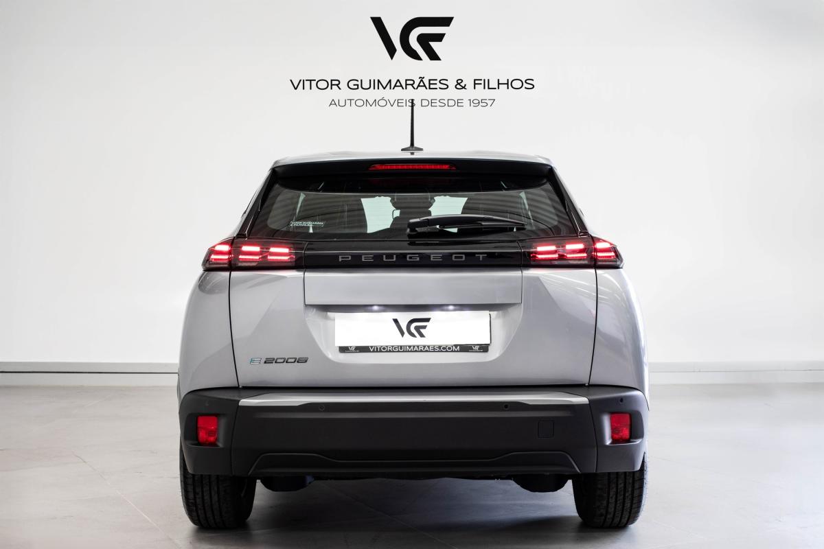 peugeot-2008-2025-eletrico-0cc