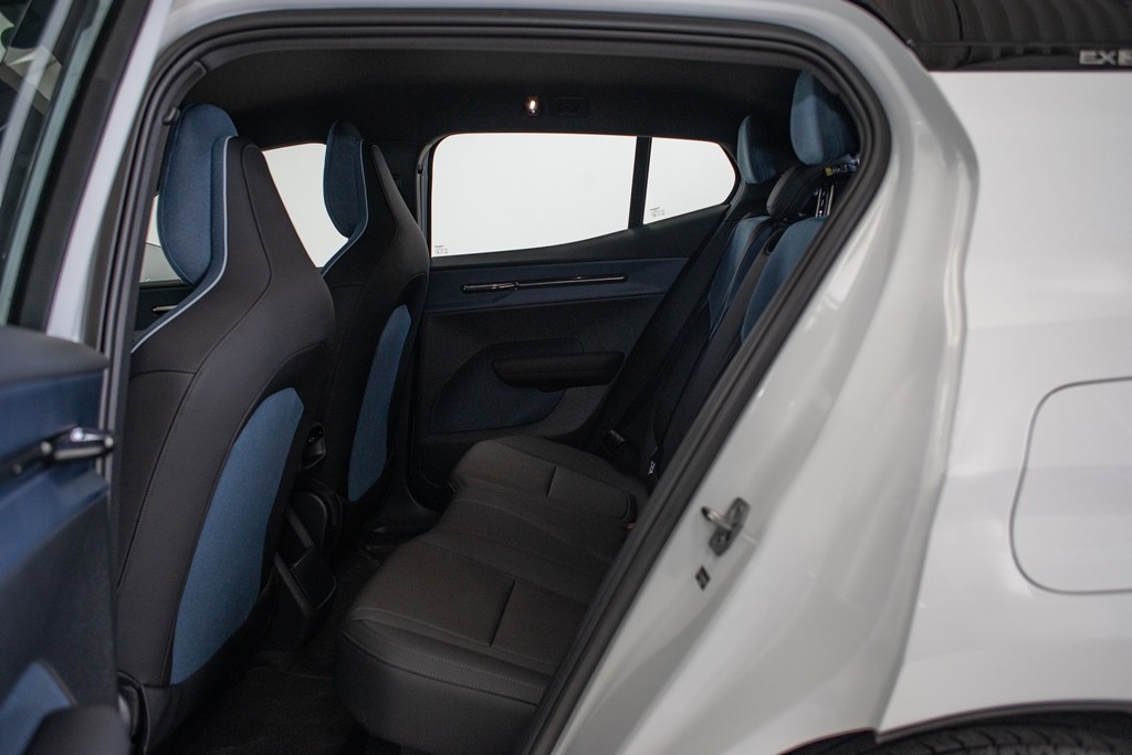 volvo-ex30-2024-eletrico-1cc