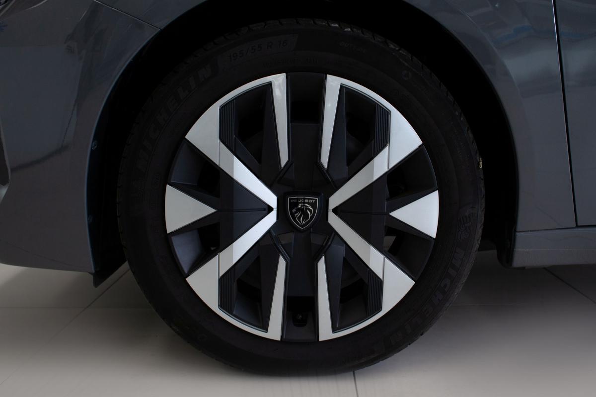 peugeot-208-2024-gasolina-1199cc