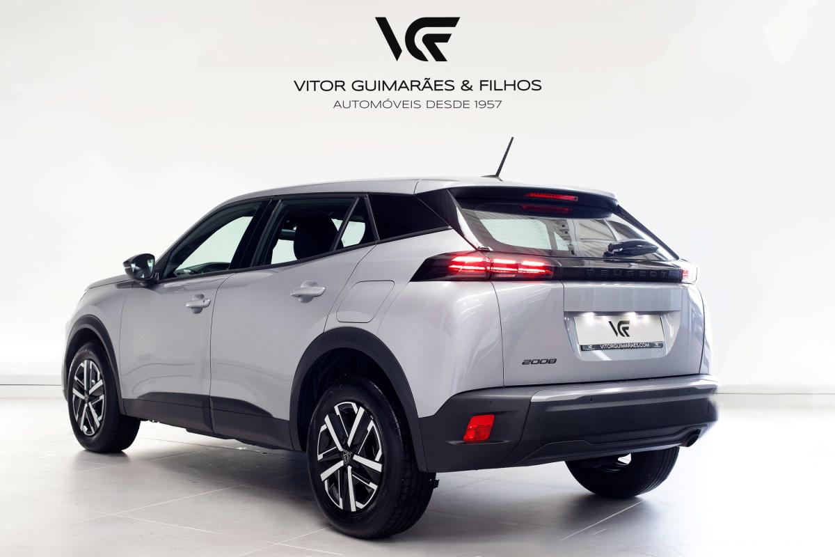 peugeot-2008-2024-gasolina-1199cc
