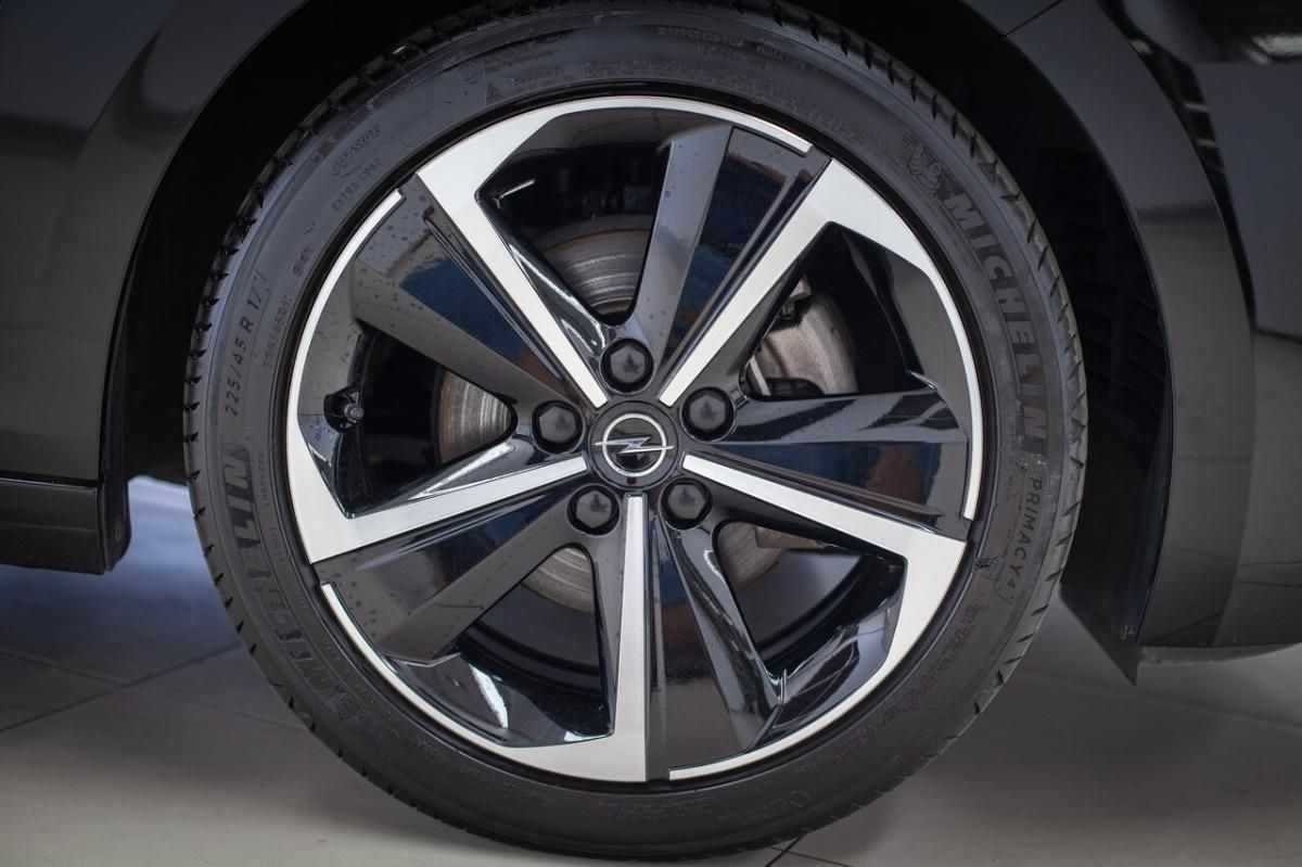 opel-astra-2022-gasolina-1199cc