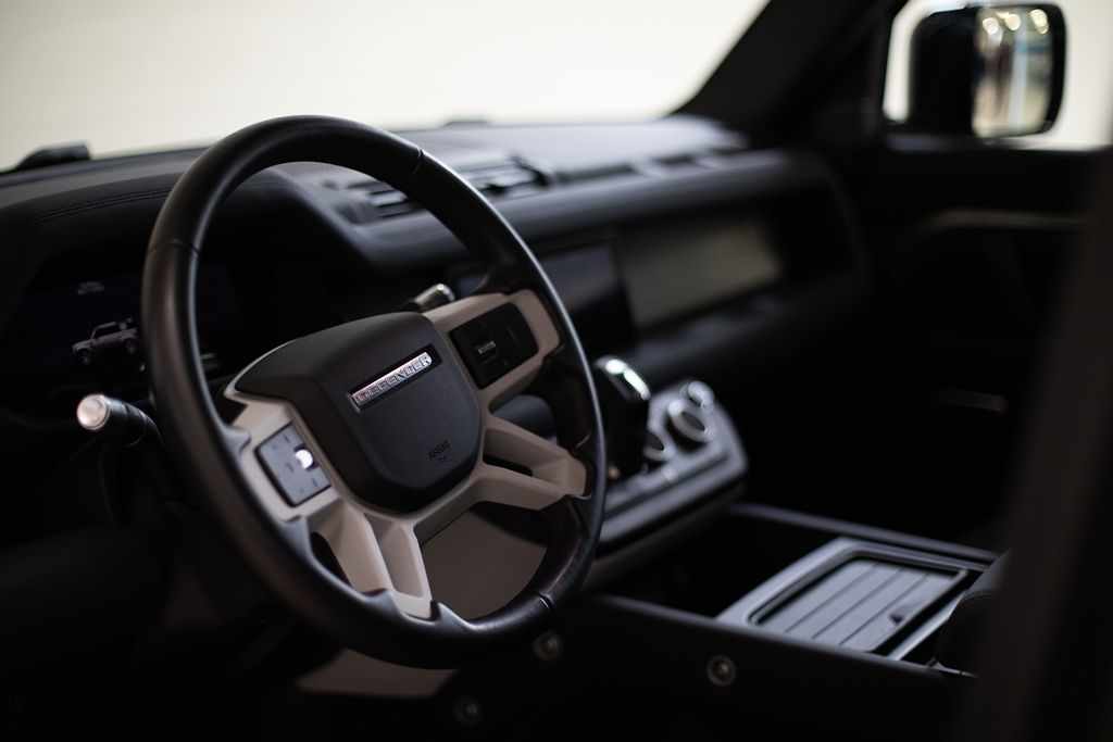 land-rover-defender-2020-diesel-1999cc