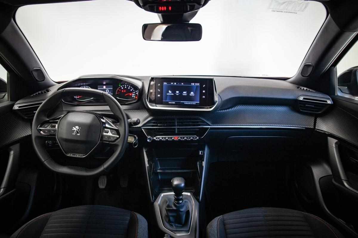 peugeot-2008-2023-gasolina-1199cc