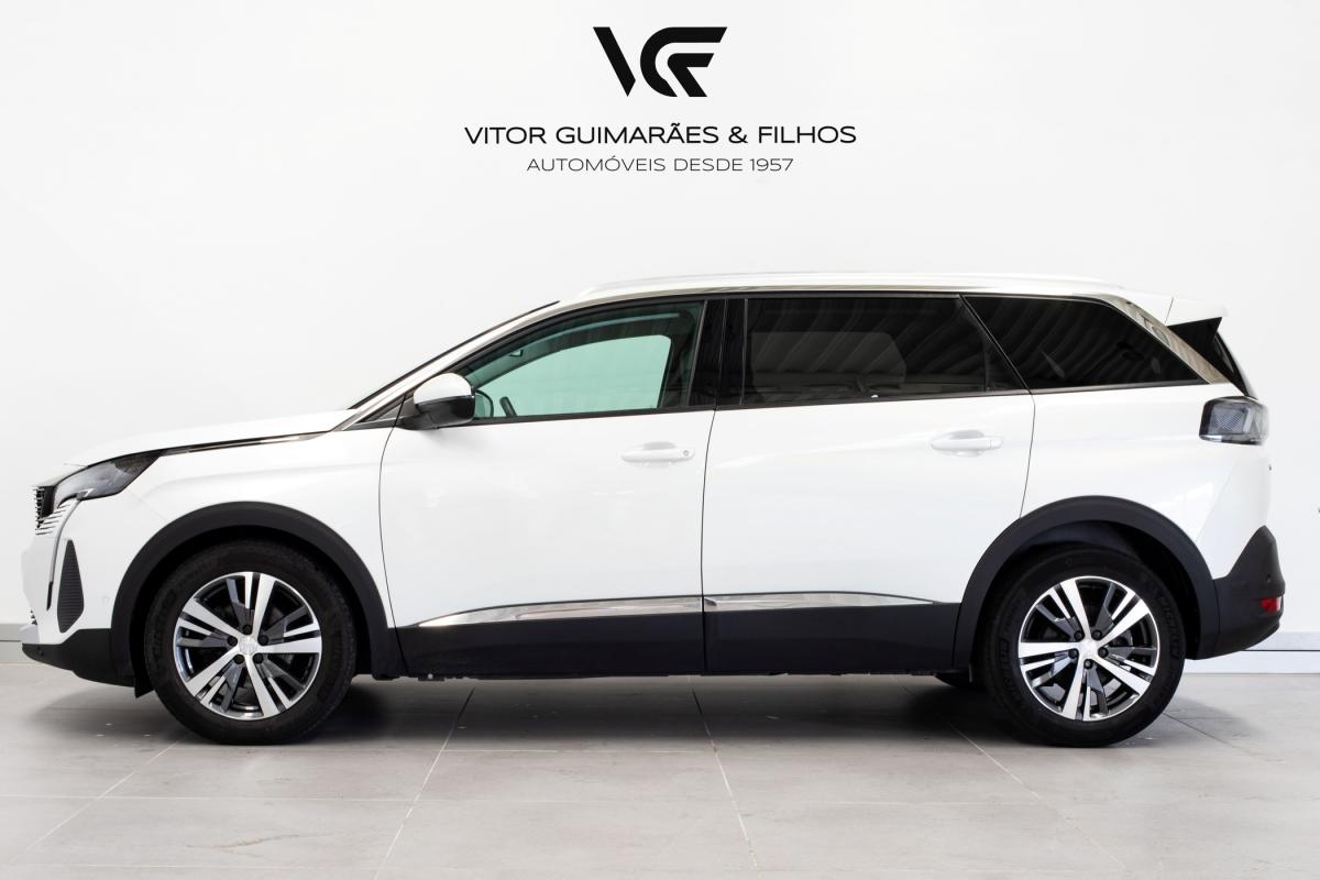 peugeot-5008-2021-diesel-1499cc