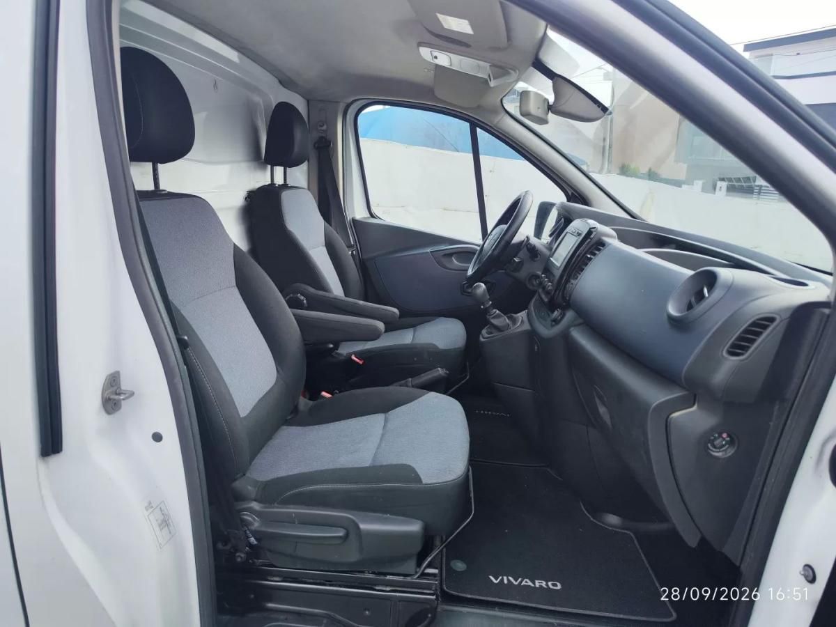 opel-vivaro-2016-diesel-1598cc
