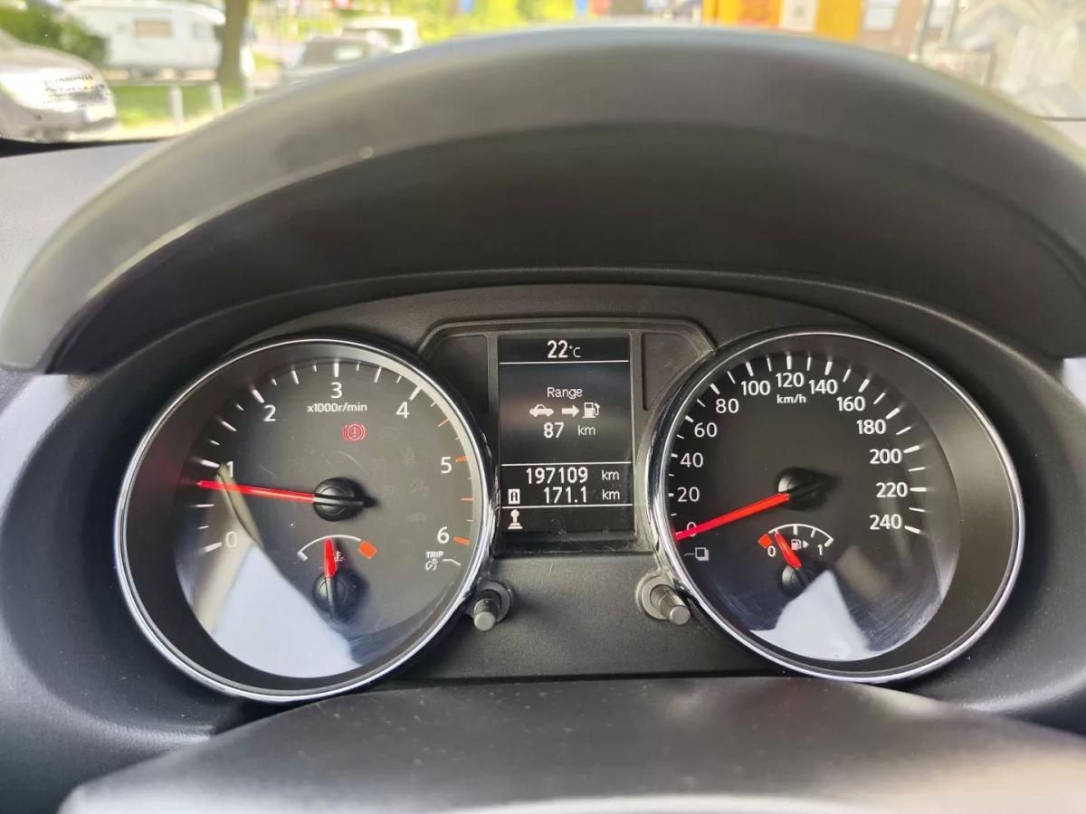 nissan-qashqai-2013-diesel-1598cc