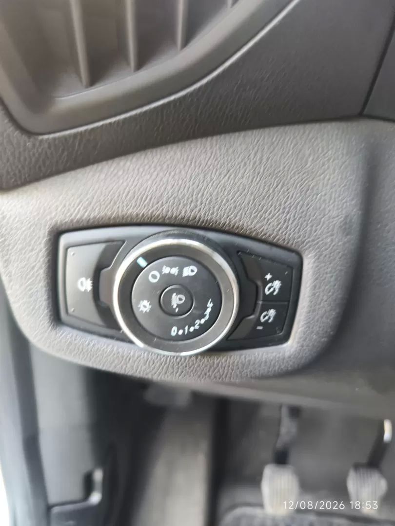 ford-transit-connect-2015-diesel-1596cc