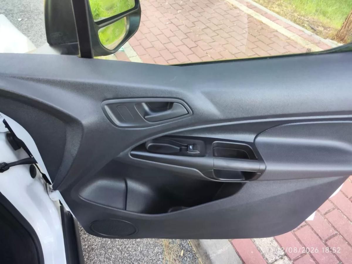 ford-transit-connect-2015-diesel-1596cc