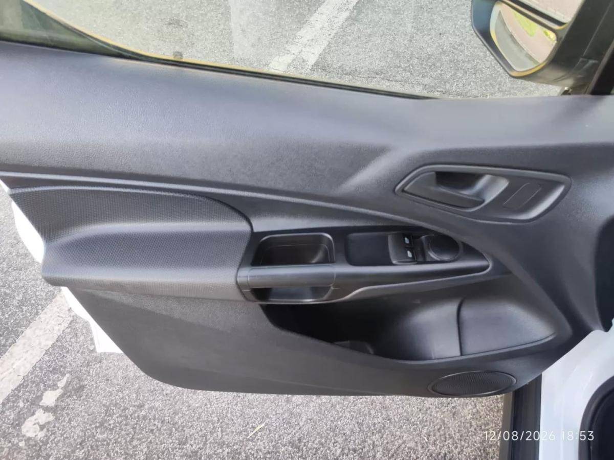 ford-transit-connect-2015-diesel-1596cc