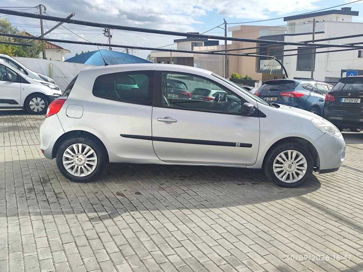 renault-clio-2009-gasolina-1149cc