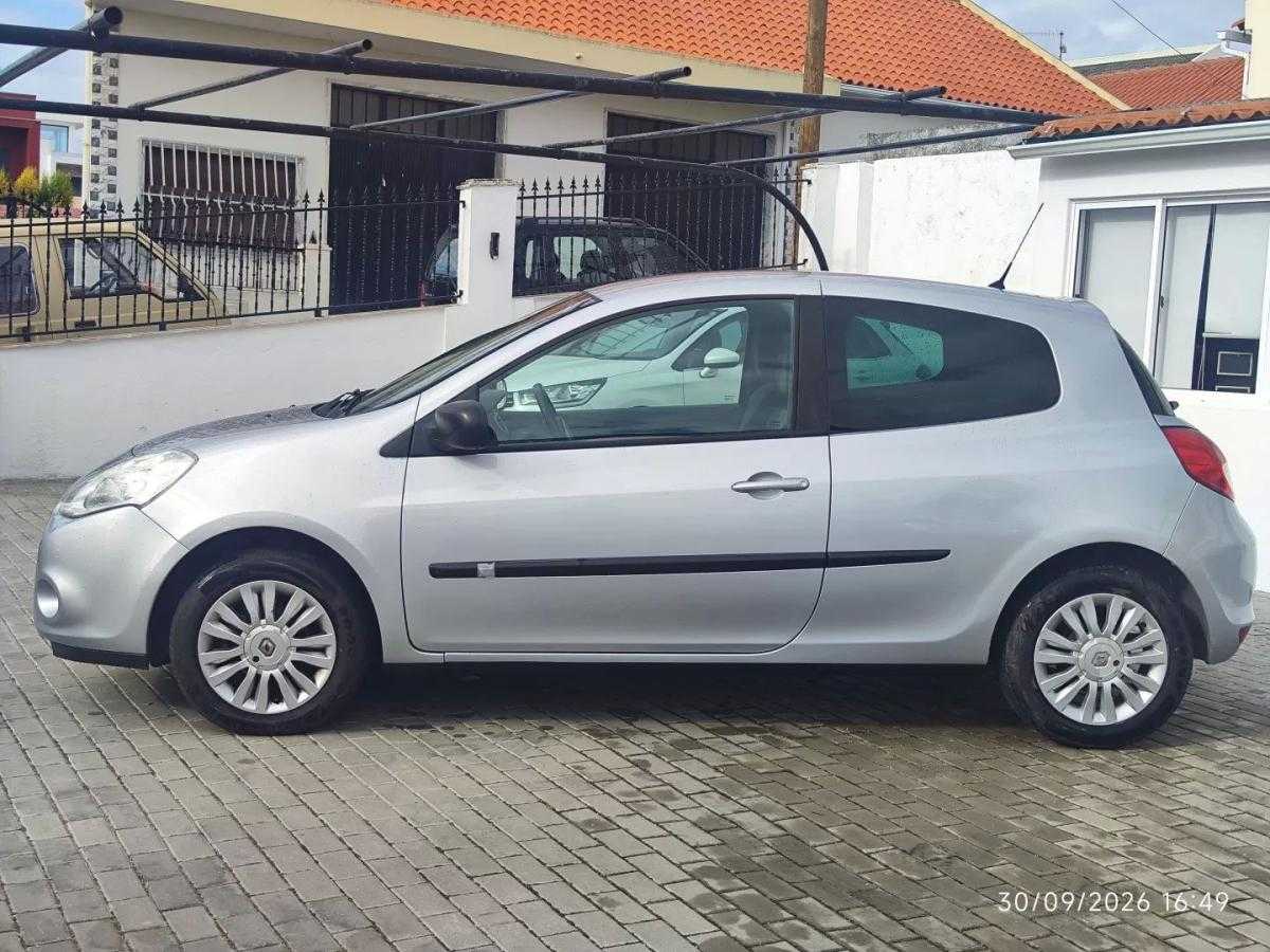 renault-clio-2009-gasolina-1149cc