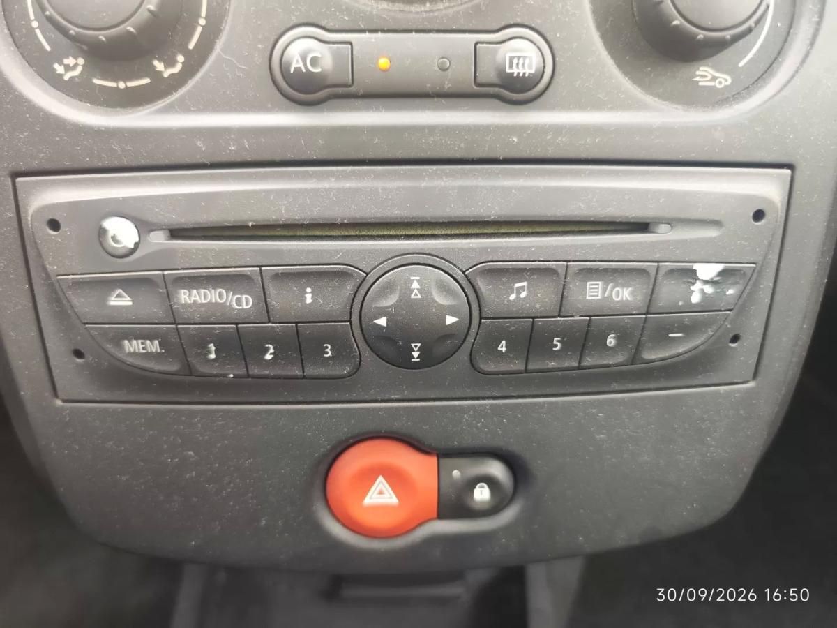 renault-clio-2009-gasolina-1149cc