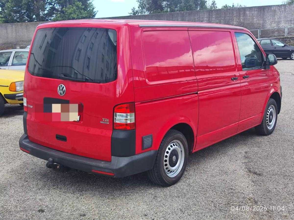 volkswagen-transporter-2005-diesel-1968cc