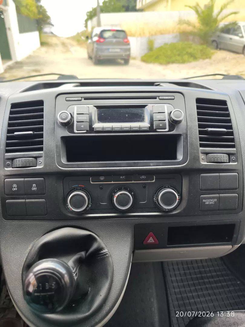 volkswagen-transporter-2005-diesel-1968cc