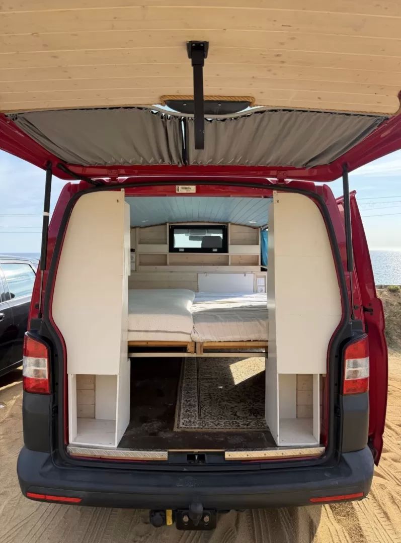 volkswagen-transporter-2005-diesel-1968cc