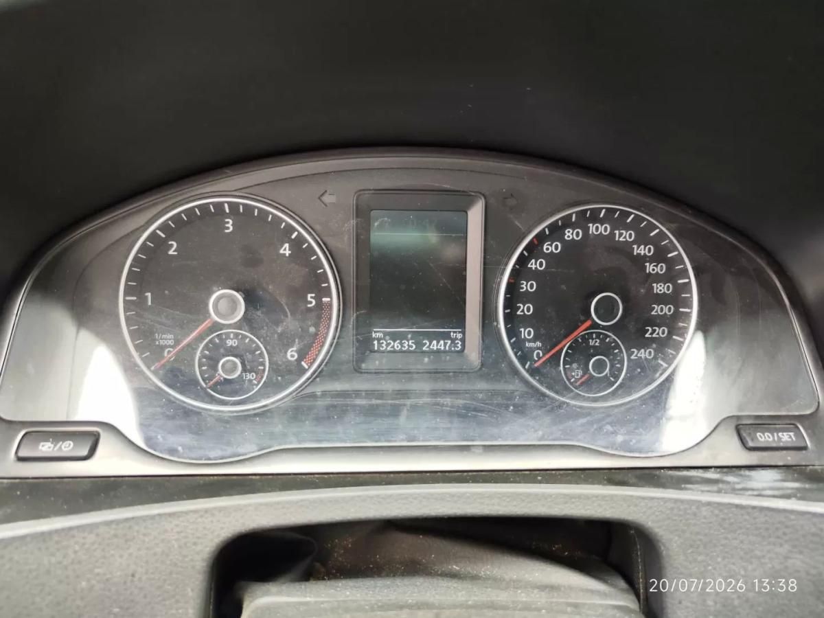 volkswagen-transporter-2005-diesel-1968cc