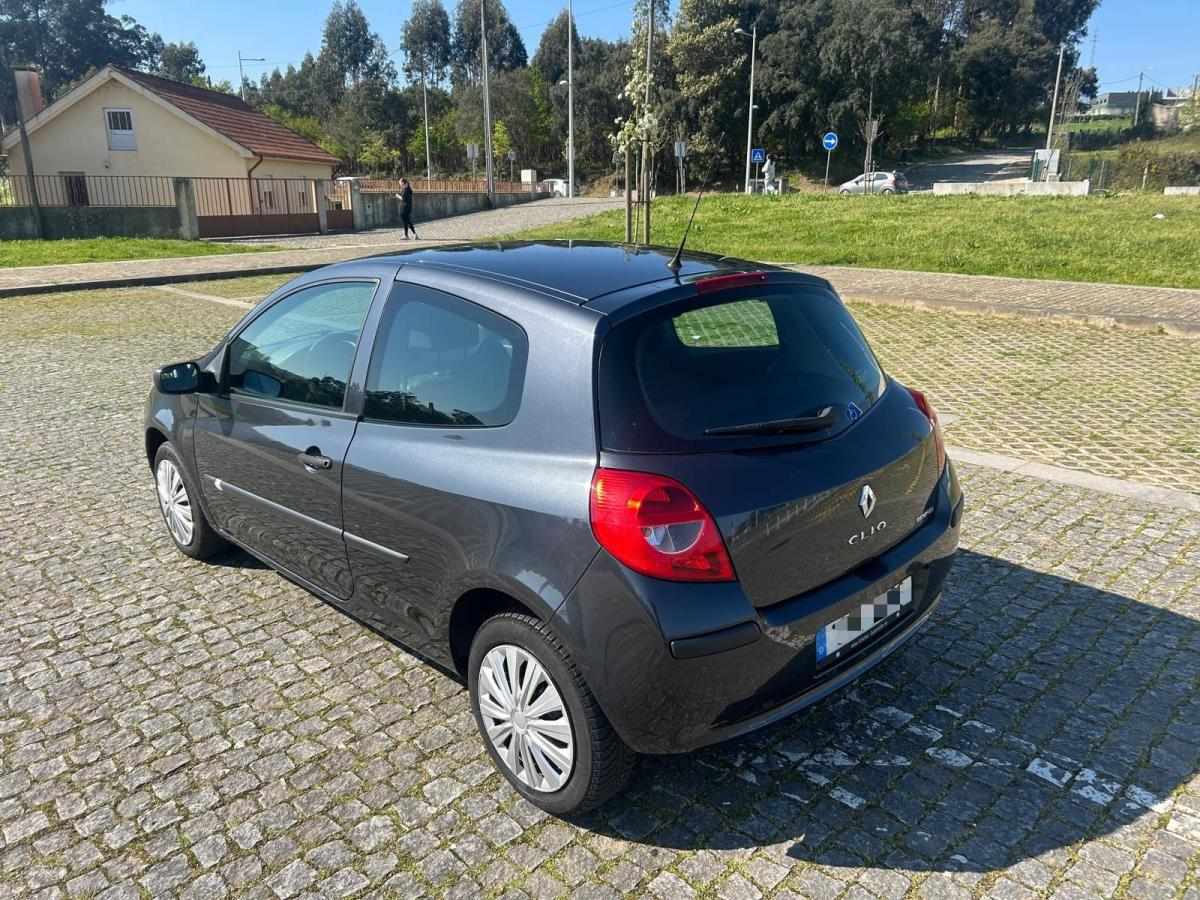 renault-clio-2007-gasolina-1149cc