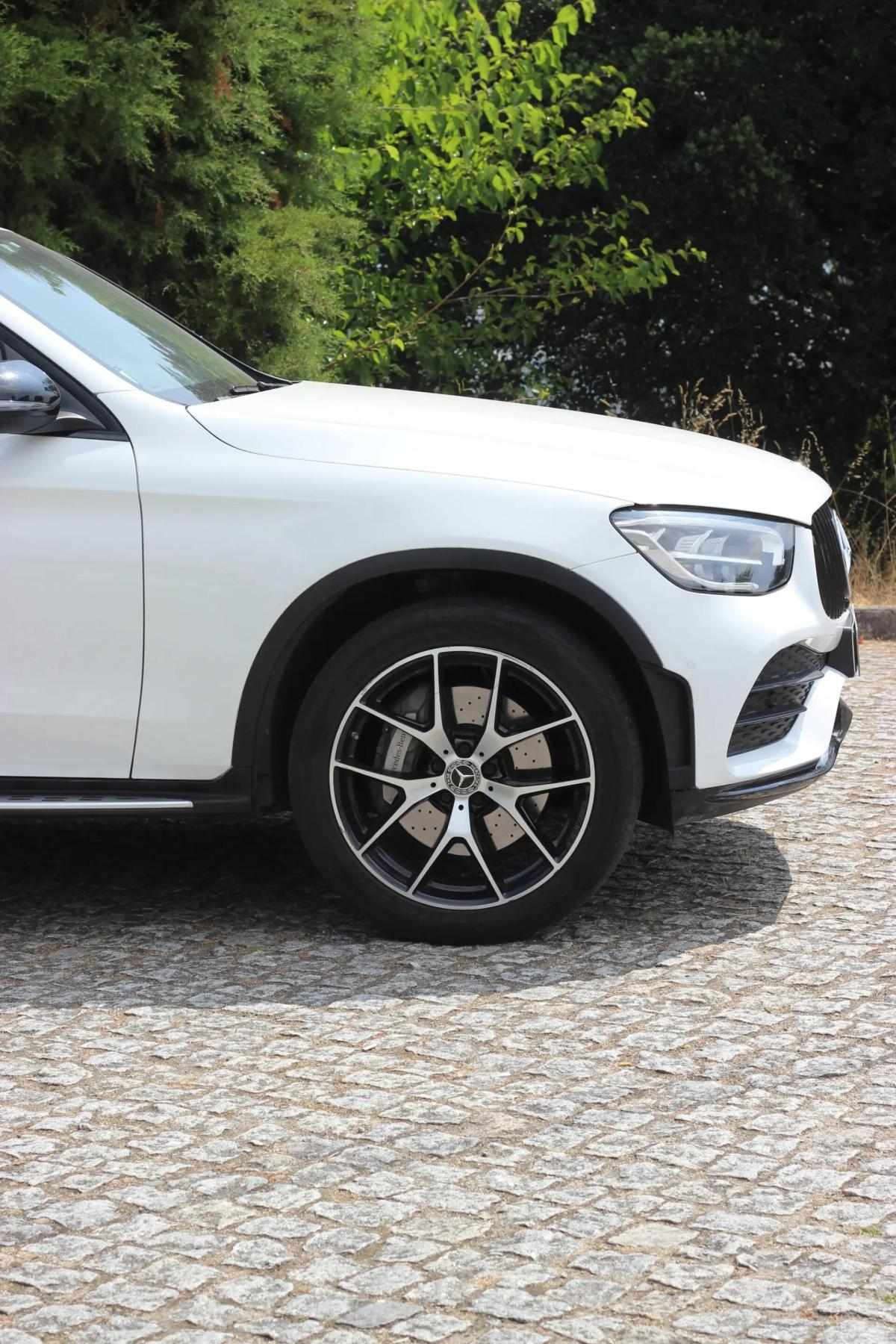 mercedes-benz-glc-300-e-4matic-2020-hibrido-a-gasolina-1991cc