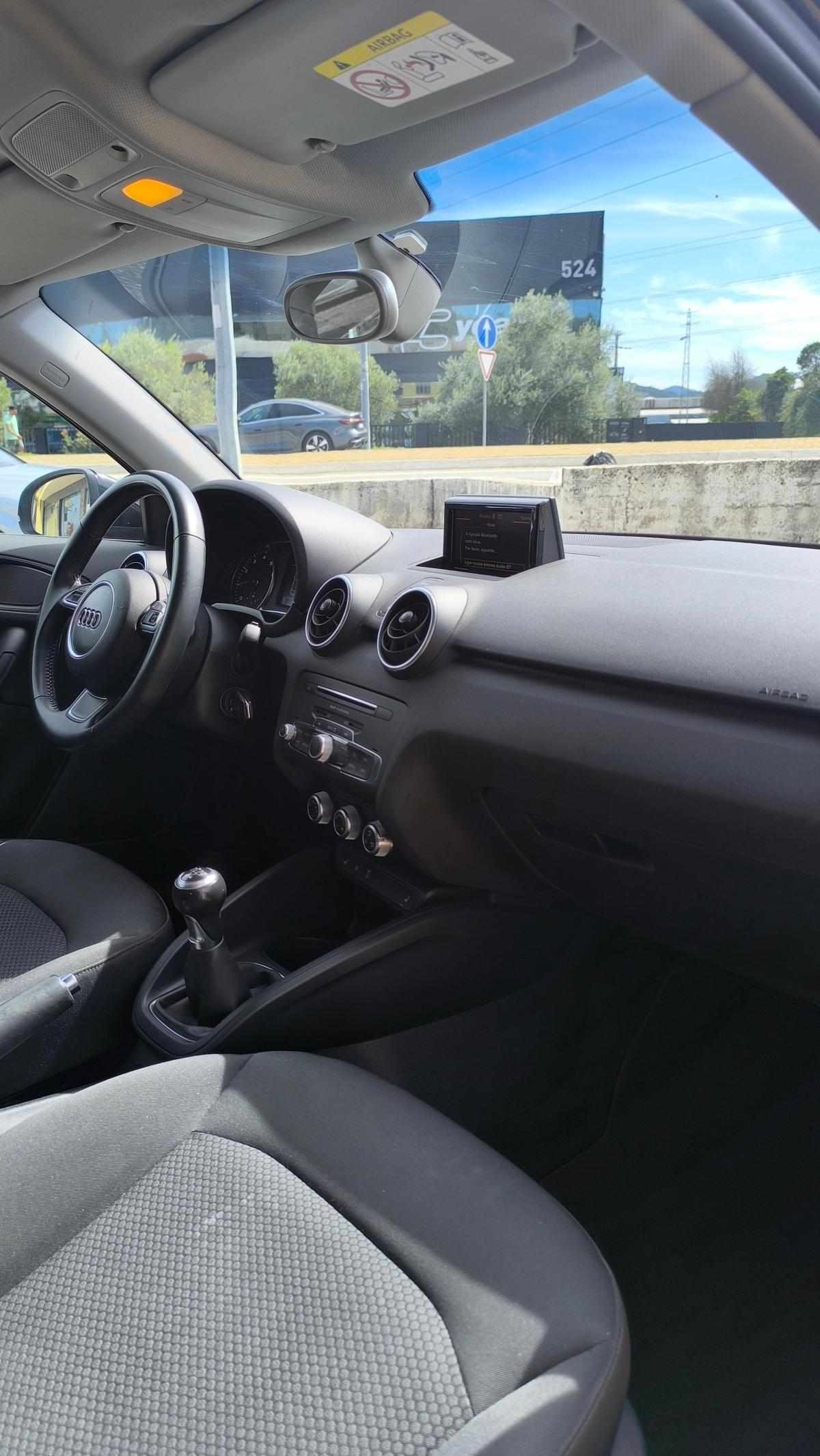 audi-a1-1-0-tfsi-2018-gasolina-999cc