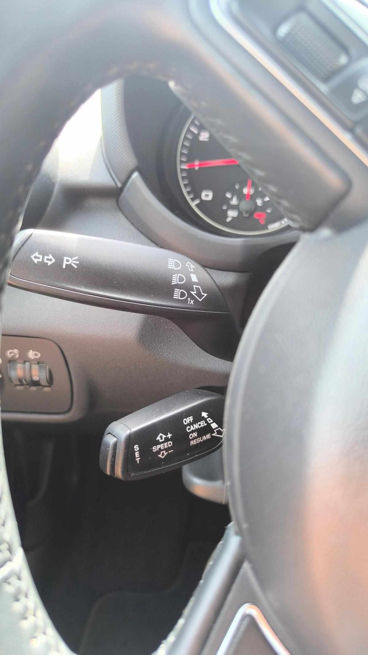 audi-a1-1-0-tfsi-2018-gasolina-999cc