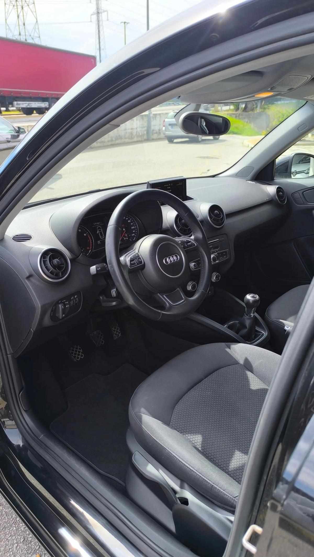audi-a1-1-0-tfsi-2018-gasolina-999cc
