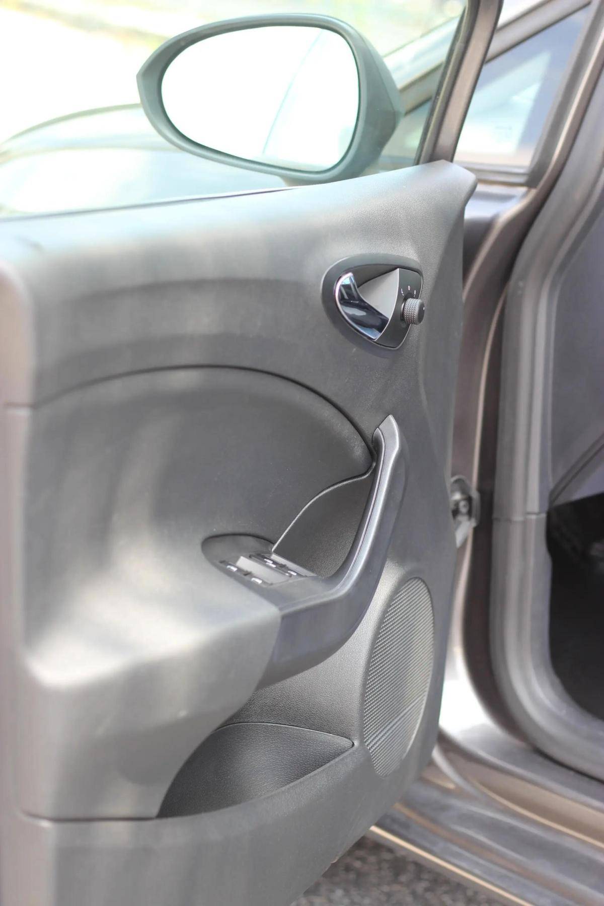 seat-ibiza-2016-gasolina-1198cc