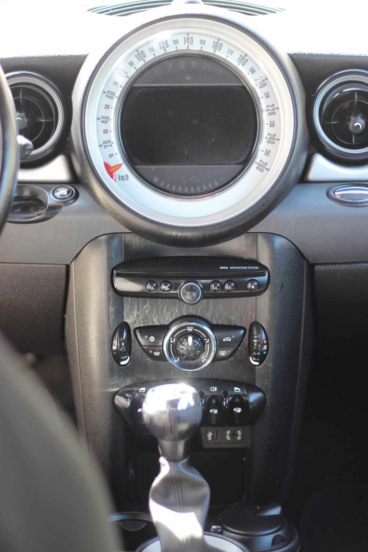 mini-cooper-2010-diesel-1598cc