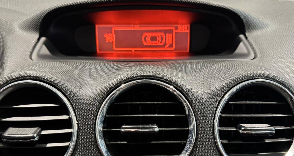 peugeot-308-cc-2010-diesel-1560cc