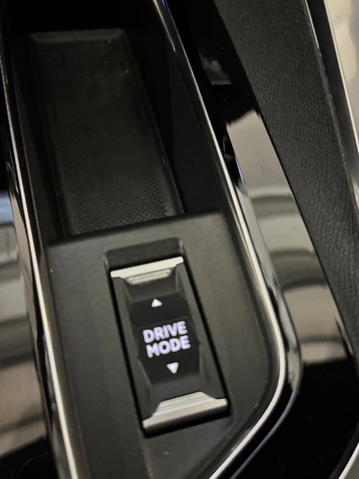 peugeot-3008-2023-diesel-1499cc