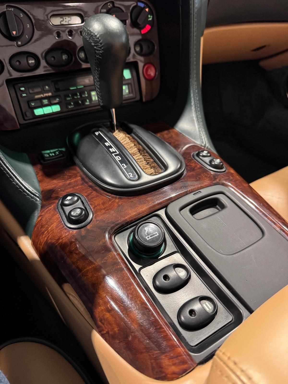 aston-martin-db7-1997-gasolina-3239cc