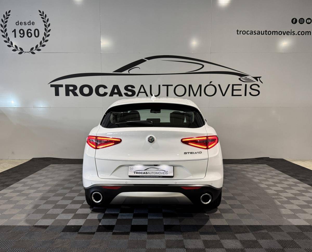 alfa-romeo-stelvio-2017-diesel-2143cc