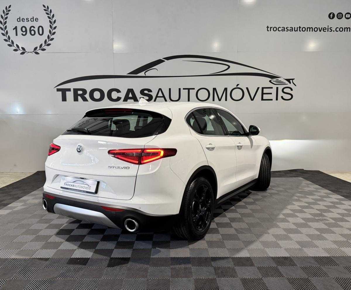 alfa-romeo-stelvio-2017-diesel-2143cc