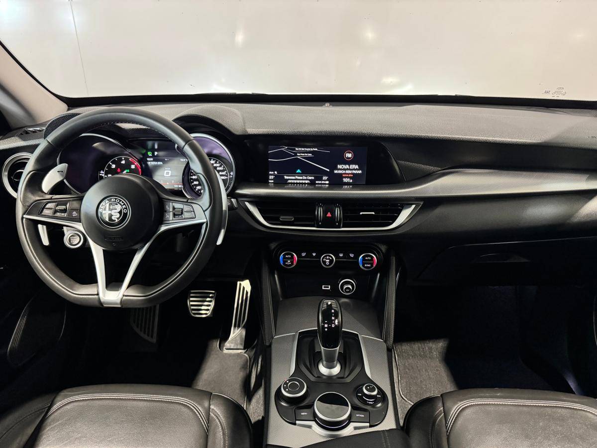 alfa-romeo-stelvio-2017-diesel-2143cc