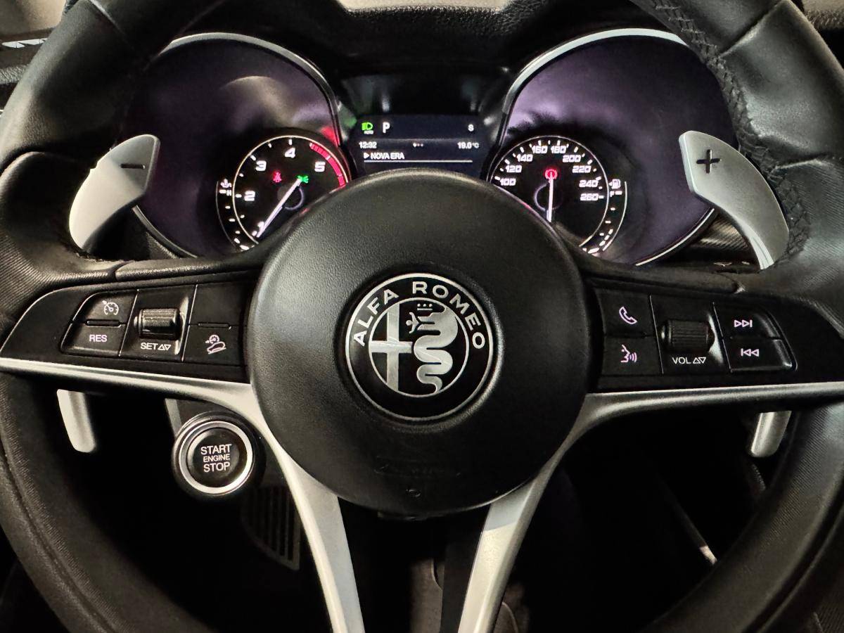 alfa-romeo-stelvio-2017-diesel-2143cc