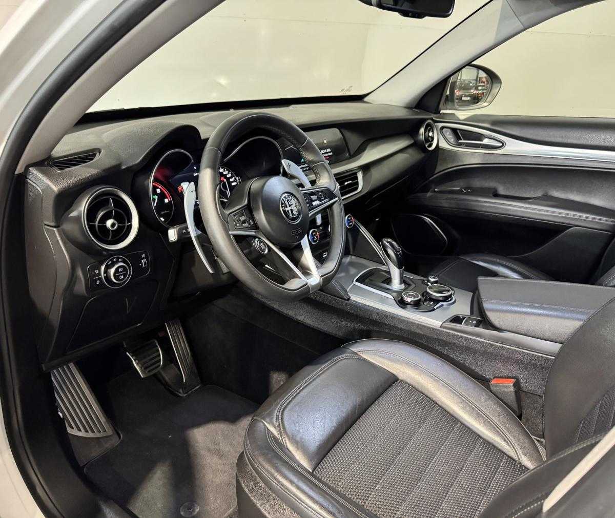 alfa-romeo-stelvio-2017-diesel-2143cc