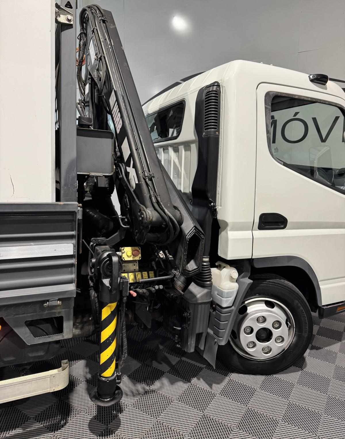 mitsubishi-canter-2013-diesel-2998cc