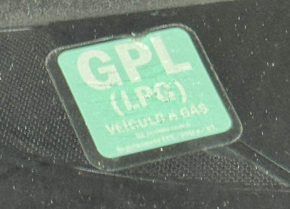 opel-zafira-2016-gpl-1364cc