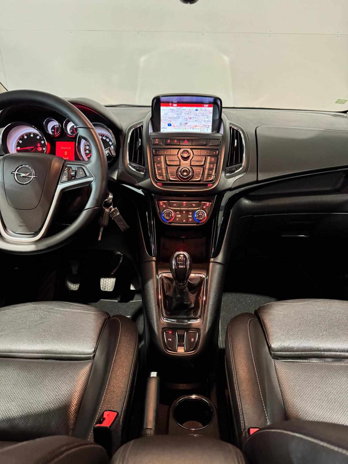 opel-zafira-2016-gpl-1364cc
