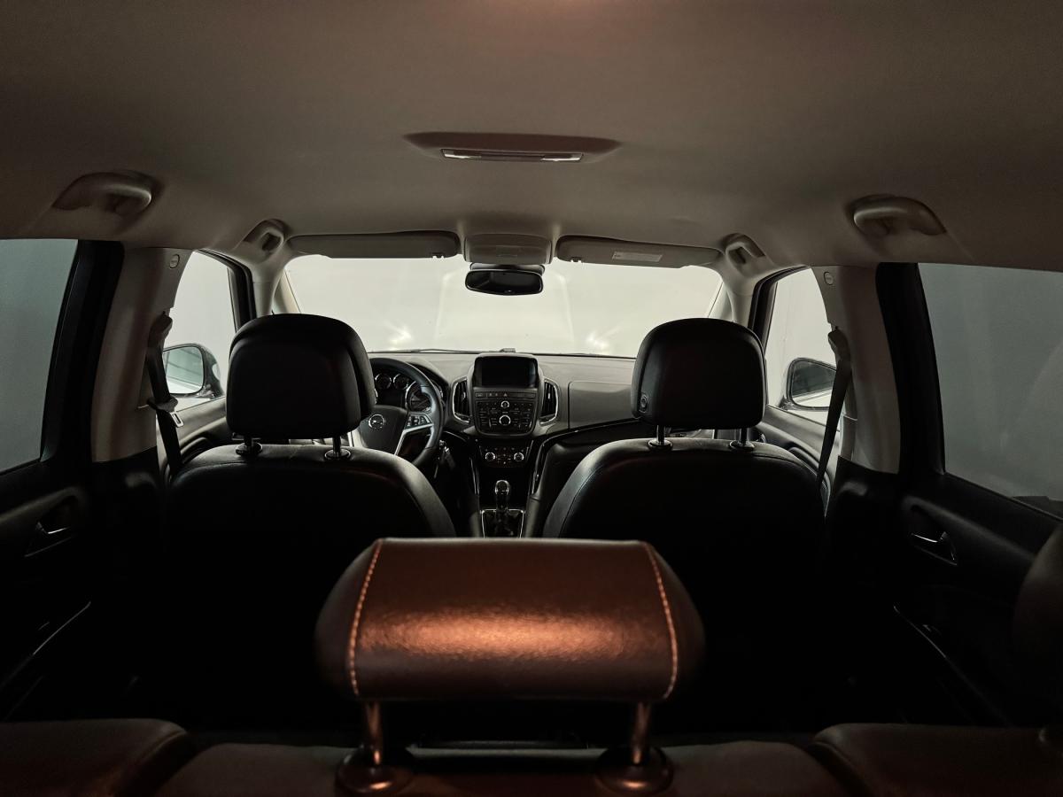 opel-zafira-2016-gpl-1364cc