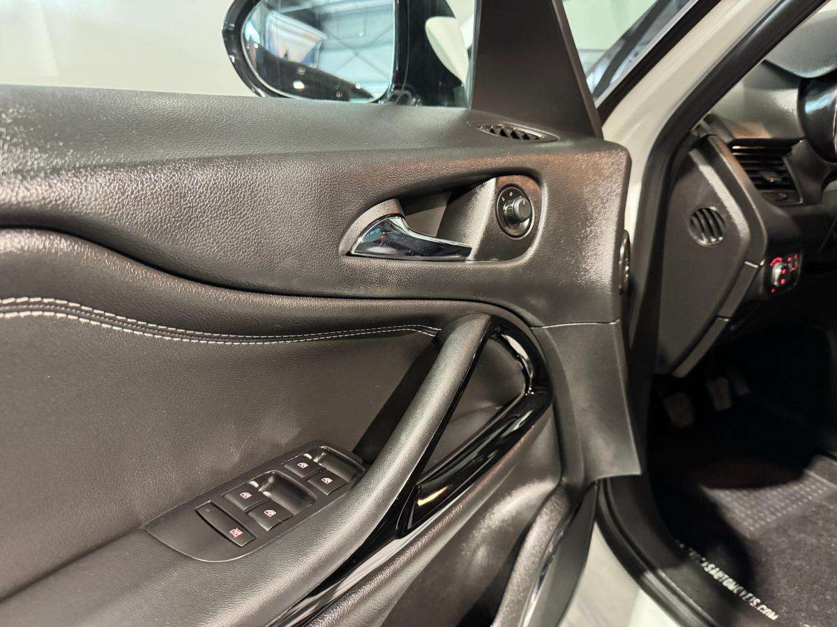opel-zafira-2016-gpl-1364cc