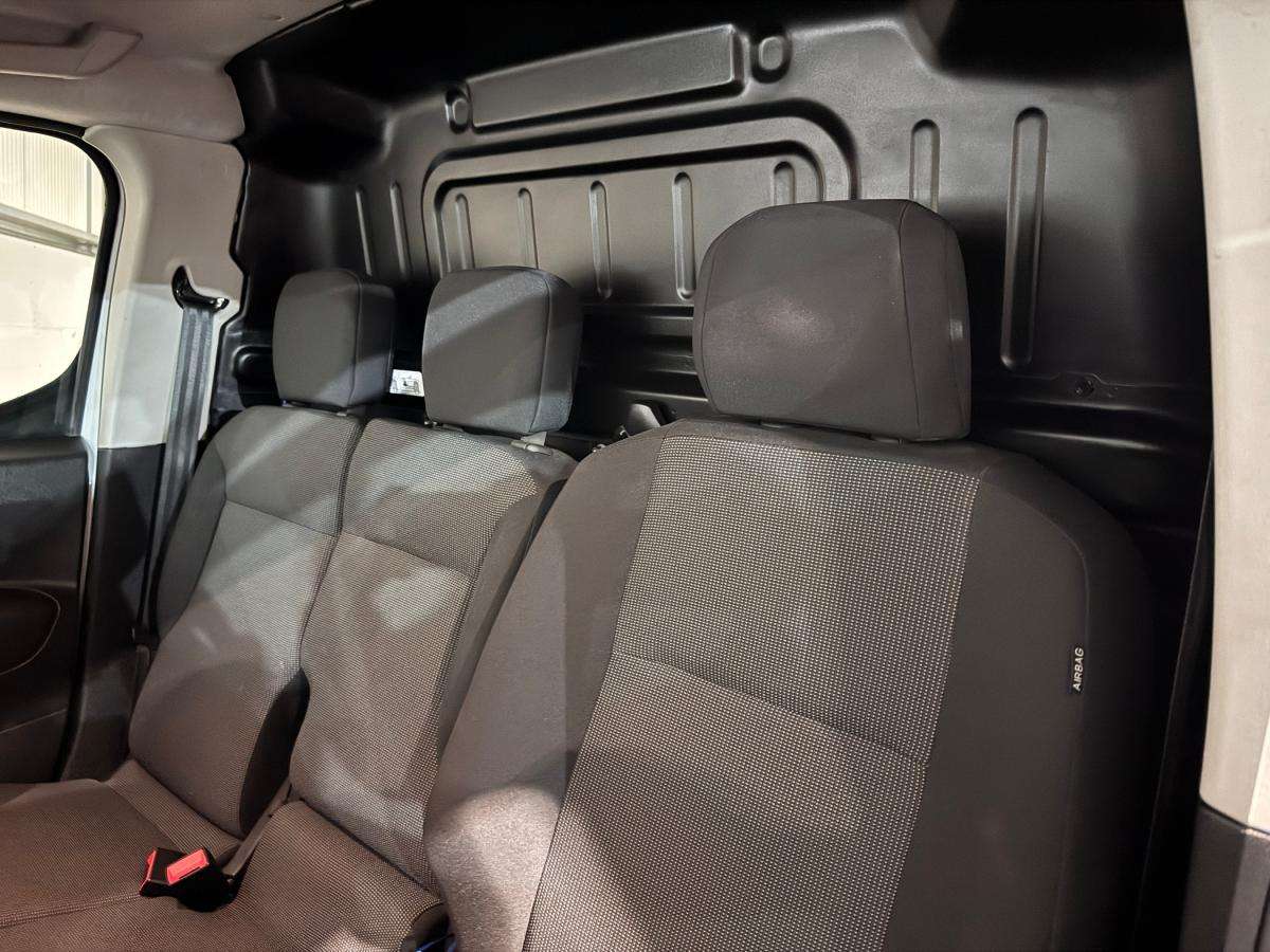 peugeot-partner-2025-diesel-1499cc