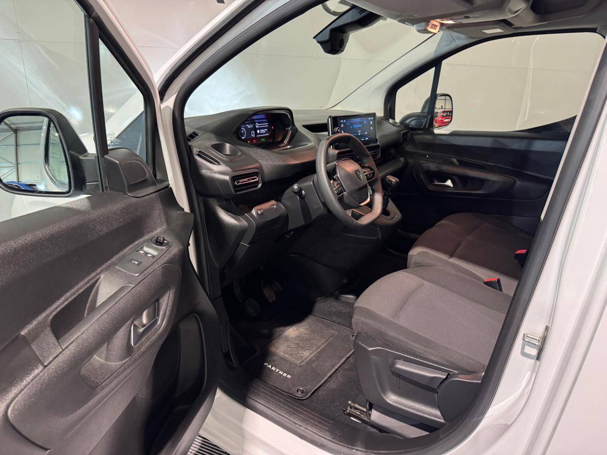 peugeot-partner-2025-diesel-1499cc