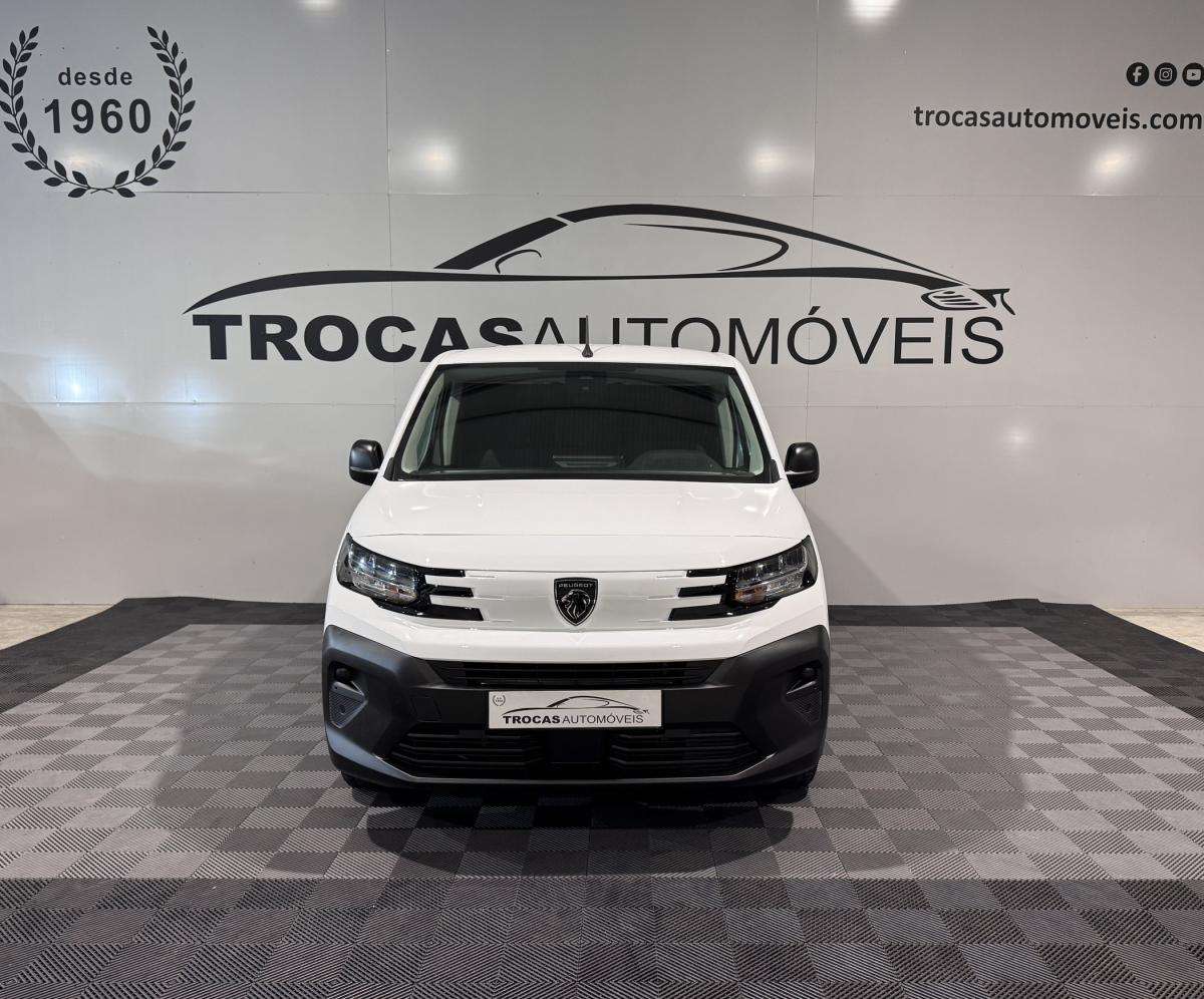 peugeot-partner-2025-diesel-1499cc